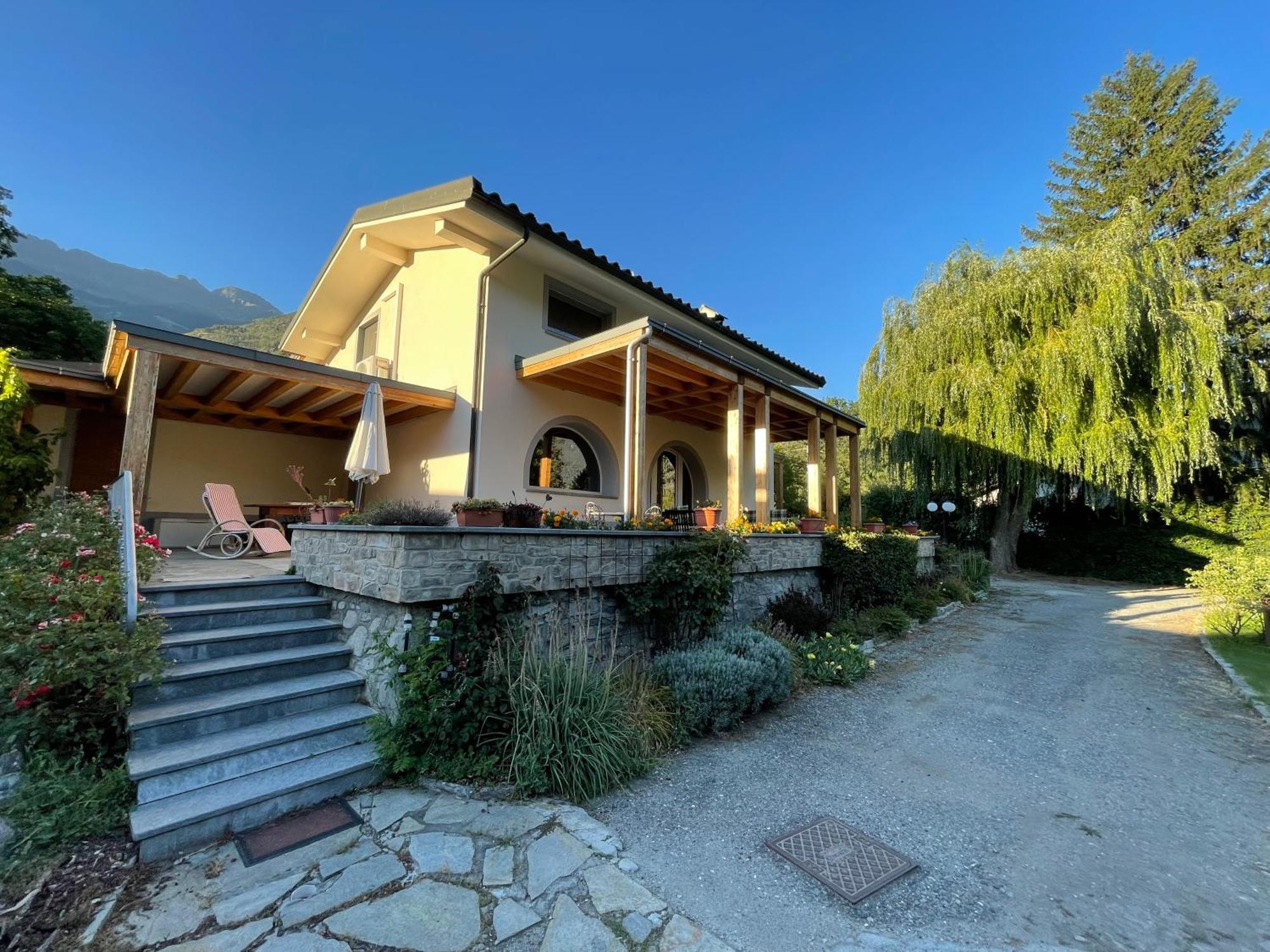 Апартаменты La Casina Di Oscar Ad Ao V Combe Vda Quart 0014 E 00I6 Экстерьер фото